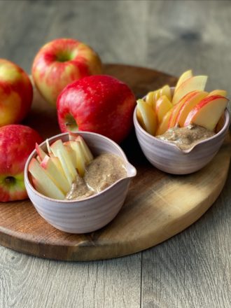Apple slices in Crum-bowls