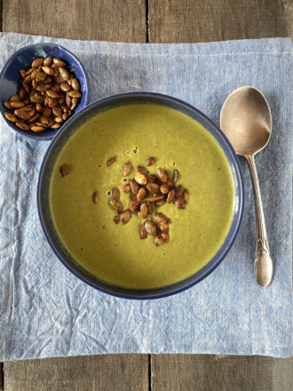 creamy broccolini green curry soup