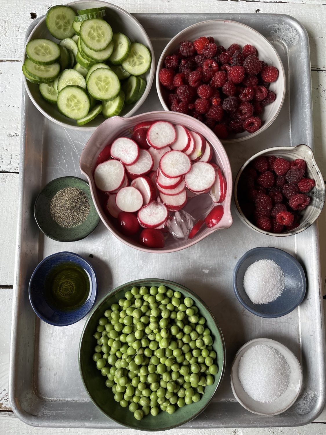 raspberry summer salad ingredients