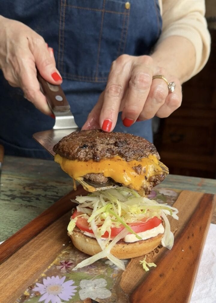 building the smashburger on a bun