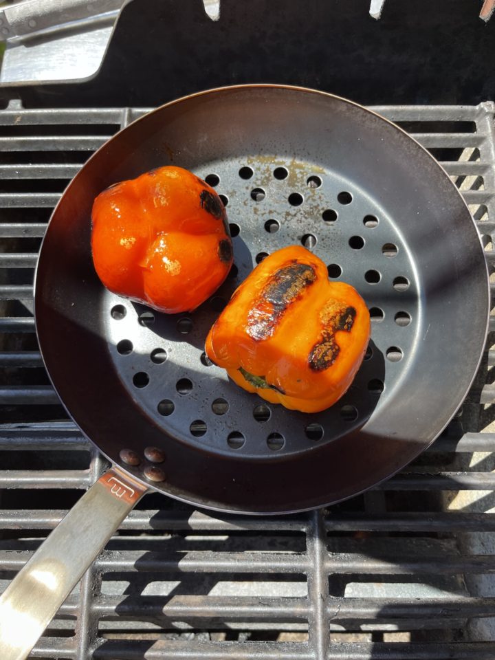 peppers in a grill frying pan