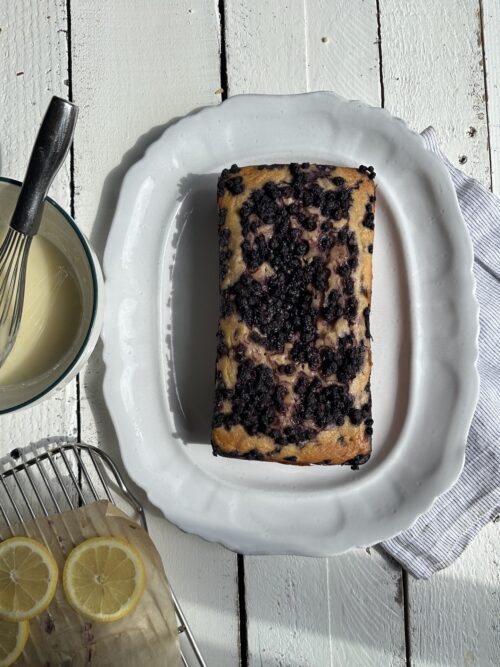 variation of this cake with tons of blueberries on top